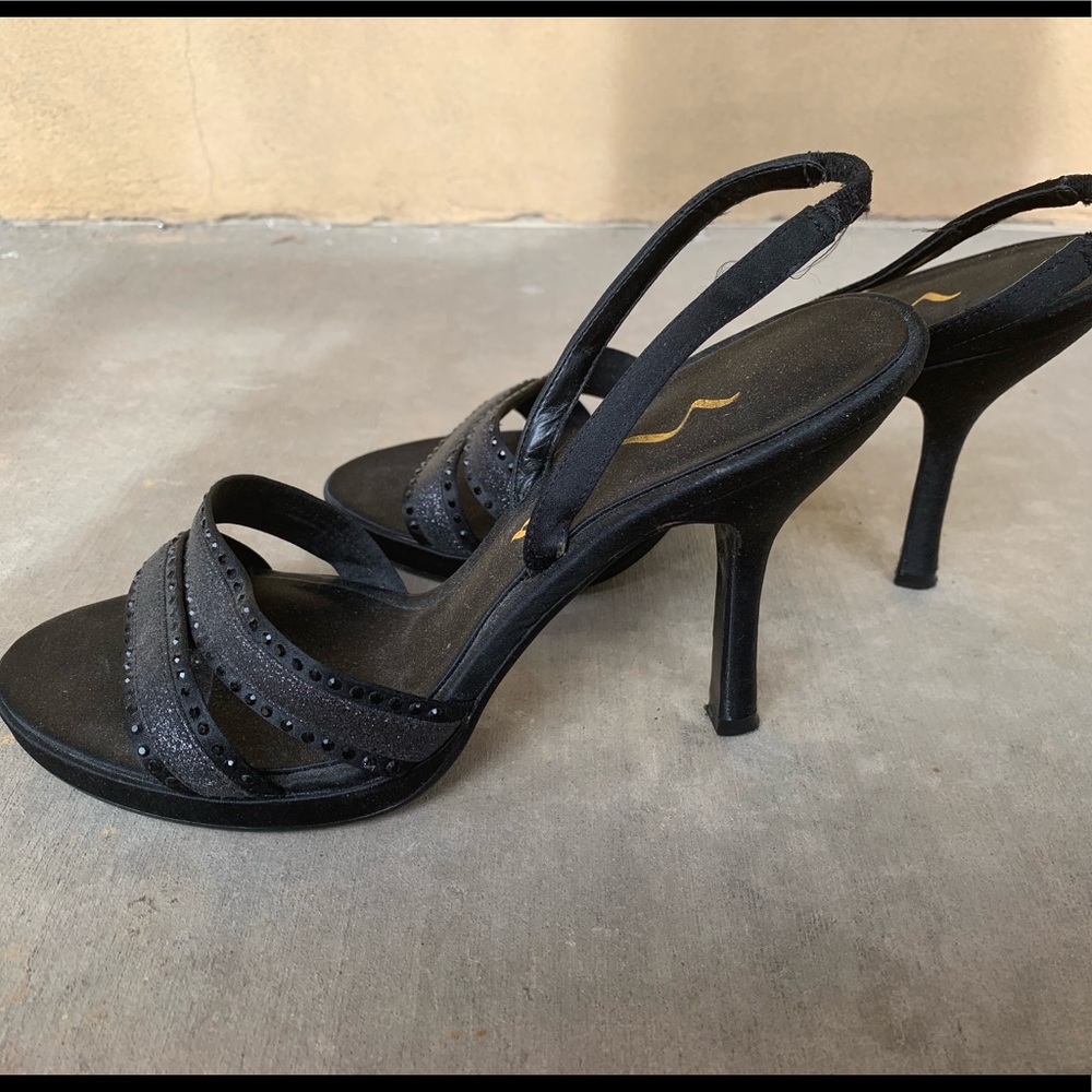 Nina black Heels size 7.5